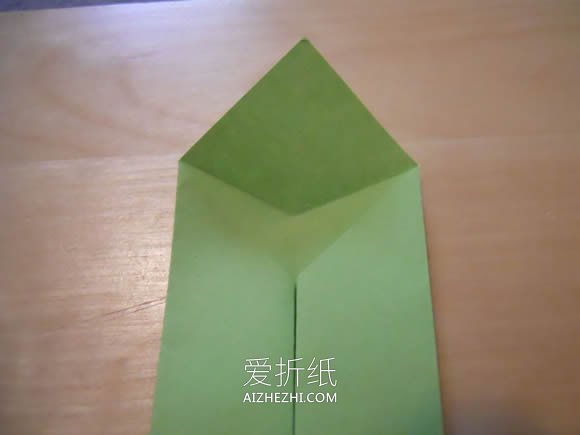 怎么折纸双翼飞机图解 手工多翼飞机的折法- www.aizhezhi.com