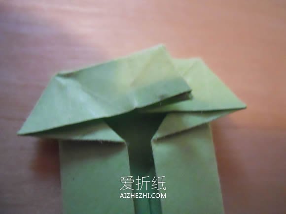 怎么折纸双翼飞机图解 手工多翼飞机的折法- www.aizhezhi.com