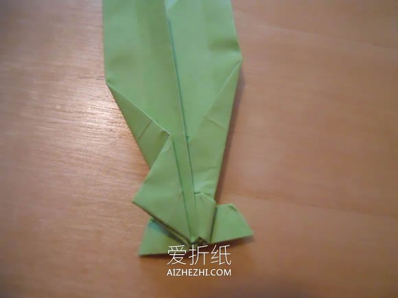 怎么折纸双翼飞机图解 手工多翼飞机的折法- www.aizhezhi.com