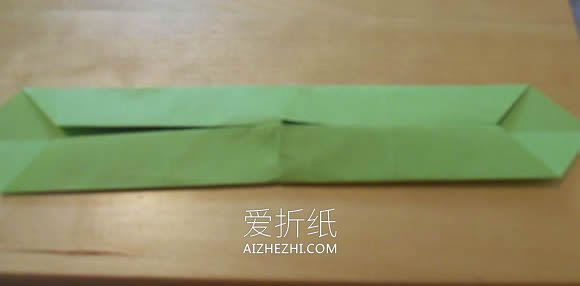 怎么折纸双翼飞机图解 手工多翼飞机的折法- www.aizhezhi.com