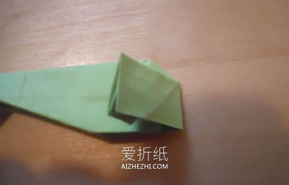 怎么折纸双翼飞机图解 手工多翼飞机的折法- www.aizhezhi.com