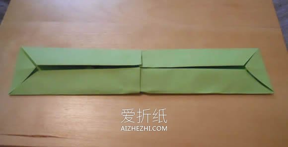 怎么折纸双翼飞机图解 手工多翼飞机的折法- www.aizhezhi.com