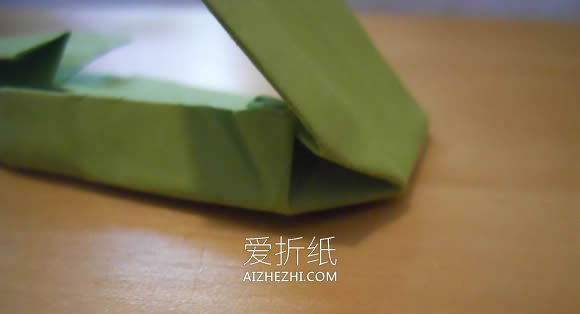 怎么折纸双翼飞机图解 手工多翼飞机的折法- www.aizhezhi.com