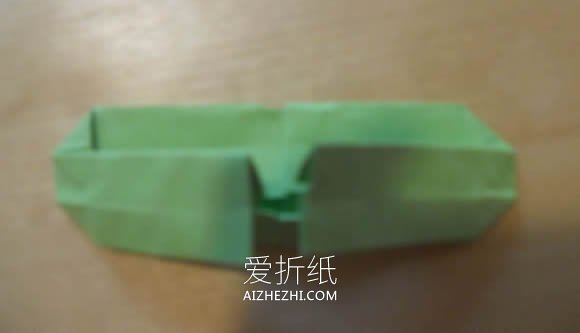 怎么折纸双翼飞机图解 手工多翼飞机的折法- www.aizhezhi.com