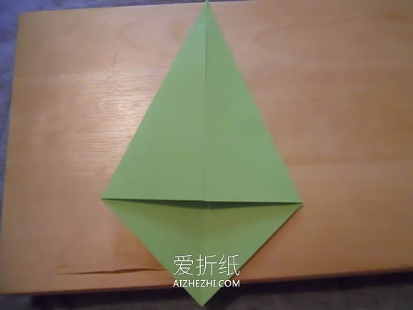 怎么折纸双翼飞机图解 手工多翼飞机的折法- www.aizhezhi.com