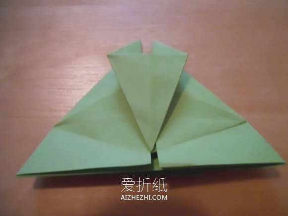 怎么折纸双翼飞机图解 手工多翼飞机的折法- www.aizhezhi.com