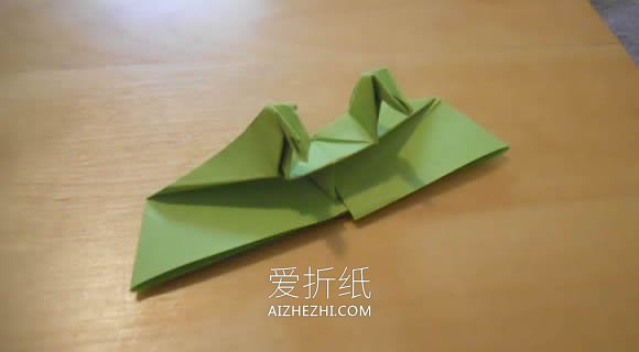 怎么折纸双翼飞机图解 手工多翼飞机的折法- www.aizhezhi.com