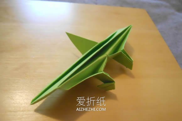 怎么折纸双翼飞机图解 手工多翼飞机的折法- www.aizhezhi.com