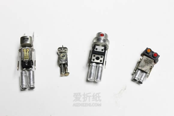 怎么用旧零件做机器人 电子产品制作机器人模型- www.aizhezhi.com