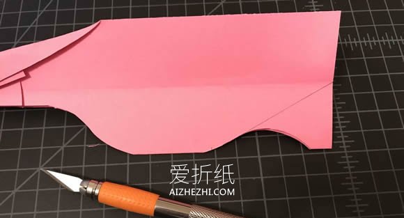 怎么做火烈鸟纸飞机 卡纸制作可以飞的火烈鸟- www.aizhezhi.com