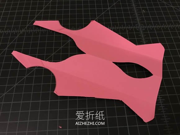 怎么做火烈鸟纸飞机 卡纸制作可以飞的火烈鸟- www.aizhezhi.com