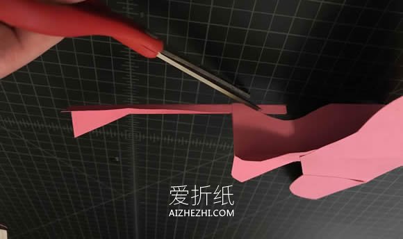 怎么做火烈鸟纸飞机 卡纸制作可以飞的火烈鸟- www.aizhezhi.com