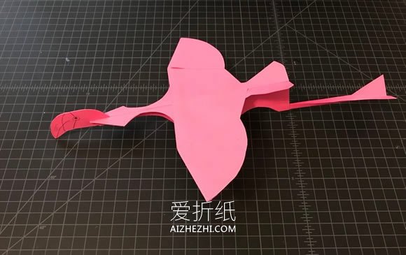 怎么做火烈鸟纸飞机 卡纸制作可以飞的火烈鸟- www.aizhezhi.com