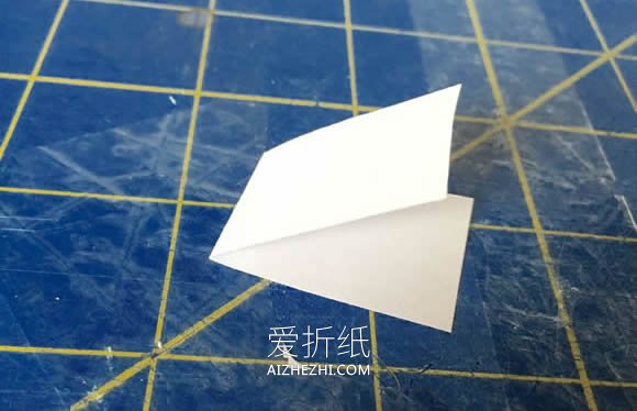 怎么做迷你书柜的方法 木板手工制作书柜模型- www.aizhezhi.com