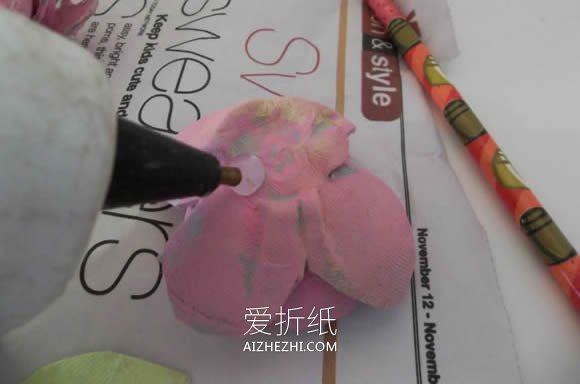 怎么做鸡蛋托花的方法 鸡蛋托手工制作立体花- www.aizhezhi.com