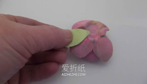 怎么做鸡蛋托花的方法 鸡蛋托手工制作立体花- www.aizhezhi.com