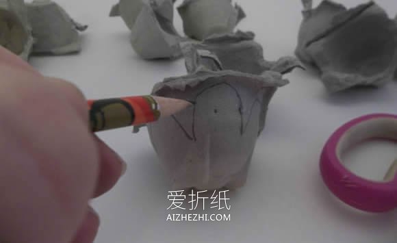 怎么做鸡蛋托花的方法 鸡蛋托手工制作立体花- www.aizhezhi.com