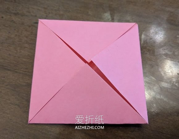 怎么简单折带叶玫瑰 儿童手工玫瑰花叶的折法- www.aizhezhi.com