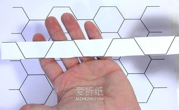 怎么自制蛋糕刀的方法 蜂巢蛋糕刀手工制作- www.aizhezhi.com