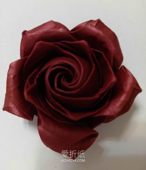 怎么折纸玫瑰花和花萼 手工制作玫瑰发箍做法- www.aizhezhi.com