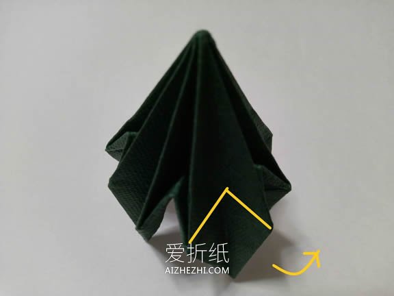 怎么折纸玫瑰花和花萼 手工制作玫瑰发箍做法- www.aizhezhi.com