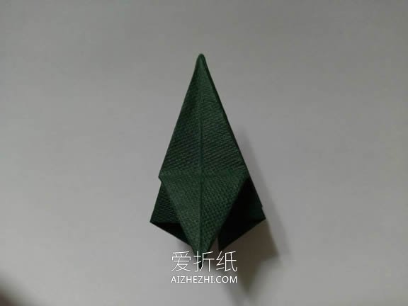 怎么折纸玫瑰花和花萼 手工制作玫瑰发箍做法- www.aizhezhi.com