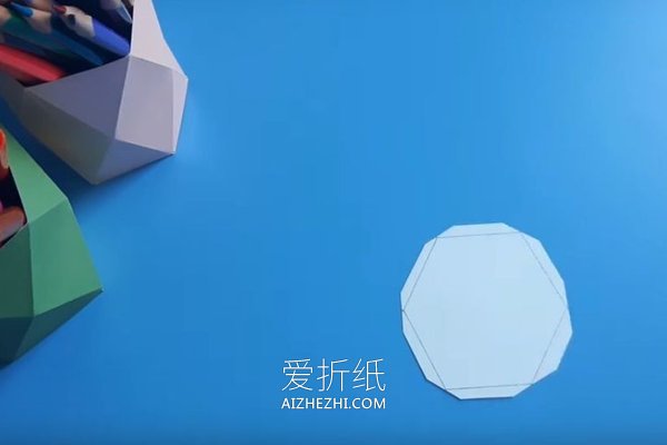 怎么简单手工折纸卡纸笔筒的折法图解- www.aizhezhi.com