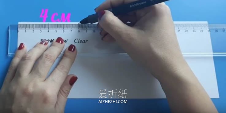 怎么简单手工折纸卡纸笔筒的折法图解- www.aizhezhi.com