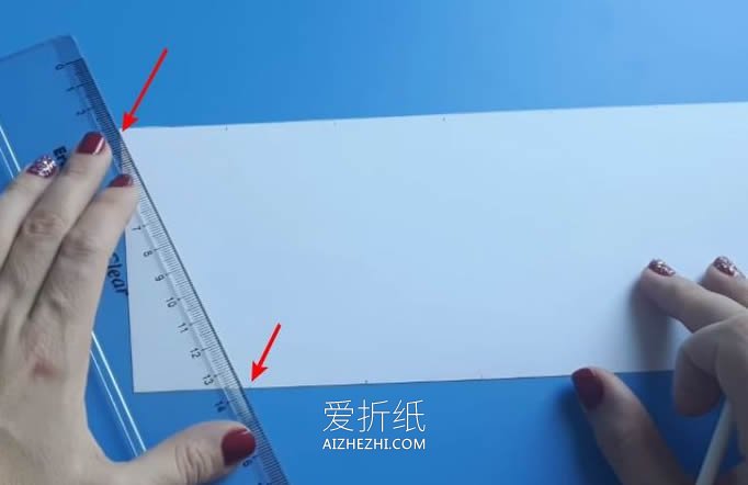 怎么简单手工折纸卡纸笔筒的折法图解- www.aizhezhi.com