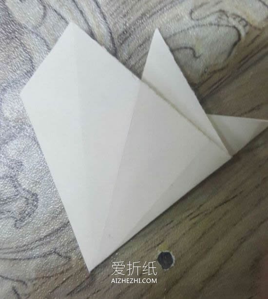 怎么手工剪纸樱花的剪法图解教程- www.aizhezhi.com