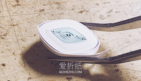怎么做衍纸雪花的方法 衍纸手工制作雪花图解- www.aizhezhi.com