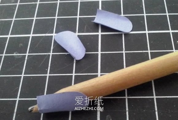 怎么用卡纸做立体纸花的手工制作图解教程- www.aizhezhi.com