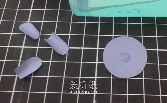 怎么用卡纸做立体纸花的手工制作图解教程- www.aizhezhi.com