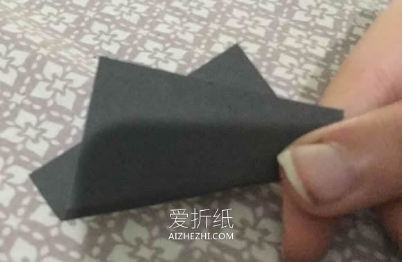 怎么折纸桃心最简单图解 最容易学的心形折法- www.aizhezhi.com