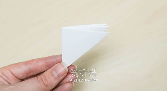 怎么做玫瑰花简单又漂亮 胶带手工制作玫瑰花- www.aizhezhi.com