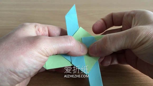 怎么折纸忍者之星飞镖 四角忍者飞镖折法图解- www.aizhezhi.com