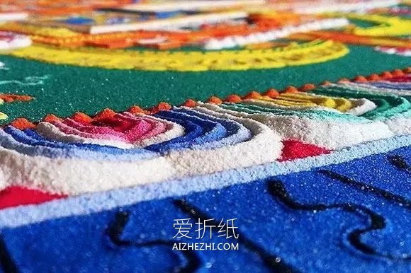 藏传佛教独有的坛城沙画艺术作品图片- www.aizhezhi.com