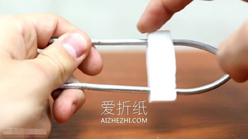 怎么做水满提醒装置 水满警报器小发明制作- www.aizhezhi.com