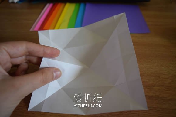 怎么折纸无限翻烟花的折法步骤图解- www.aizhezhi.com