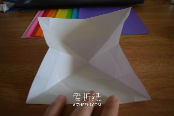 怎么折纸无限翻烟花的折法步骤图解- www.aizhezhi.com