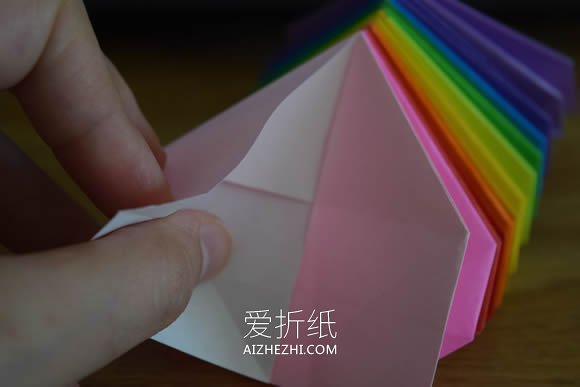 怎么折纸无限翻烟花的折法步骤图解- www.aizhezhi.com