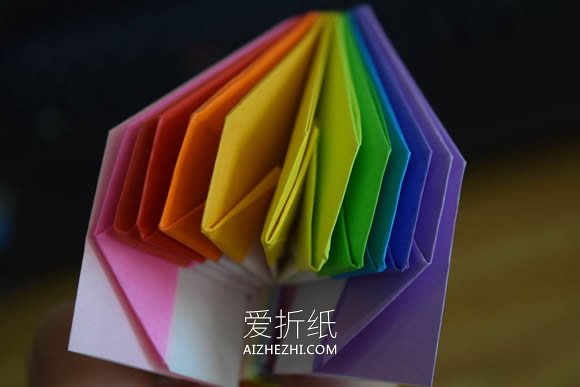 怎么折纸无限翻烟花的折法步骤图解- www.aizhezhi.com