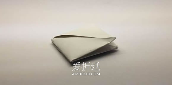 怎么折纸船最简单图解 纸船的折法详细教程- www.aizhezhi.com