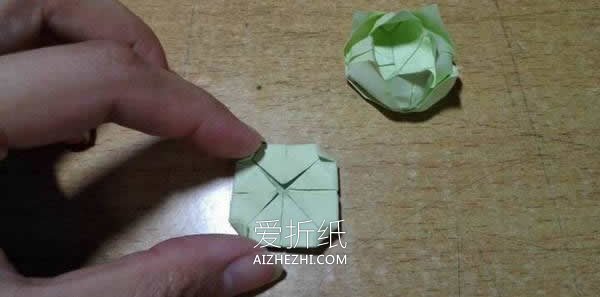 怎么手工折纸八瓣莲花的折法图解步骤- www.aizhezhi.com