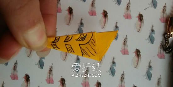 怎么简单剪纸春节窗花的方法图解- www.aizhezhi.com