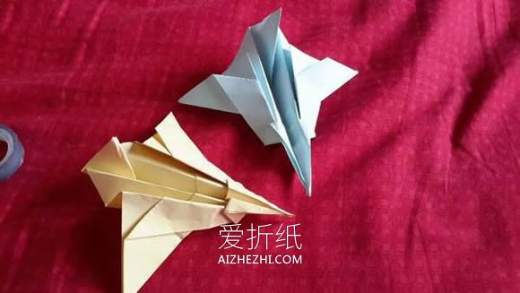 怎么手工折纸很酷的纸飞机的方法图解- www.aizhezhi.com