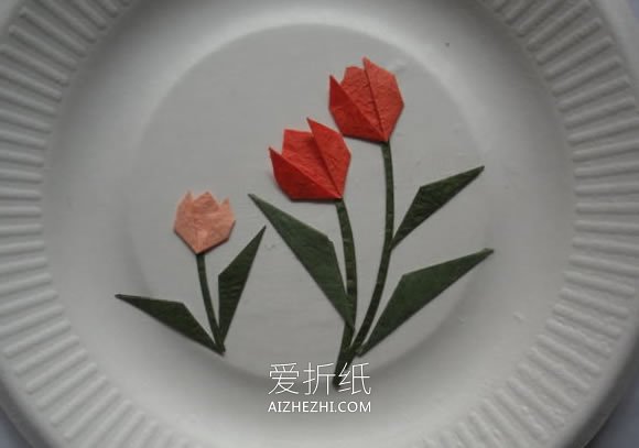 怎么简单折纸制作郁金香花拼贴画的方法图解- www.aizhezhi.com