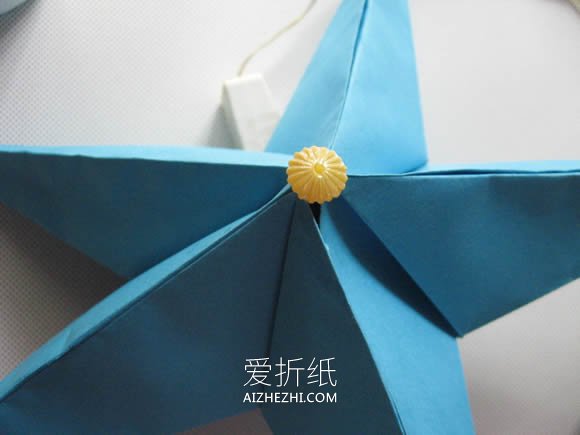 怎么手工做会发光的圣诞星的方法图解- www.aizhezhi.com