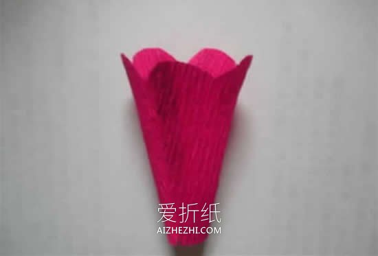 怎么用皱纹纸做矮牵牛花的手工教程- www.aizhezhi.com