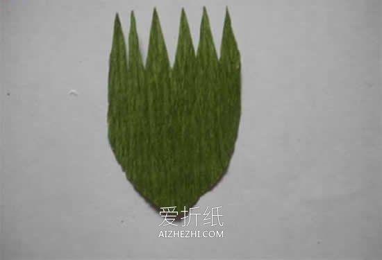 怎么用皱纹纸做矮牵牛花的手工教程- www.aizhezhi.com